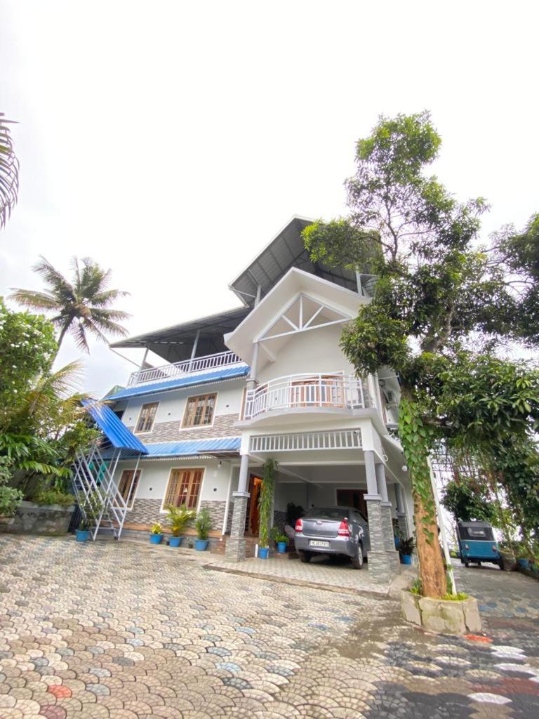 Munnar Blue Mist Bed & Breakfast Luaran gambar