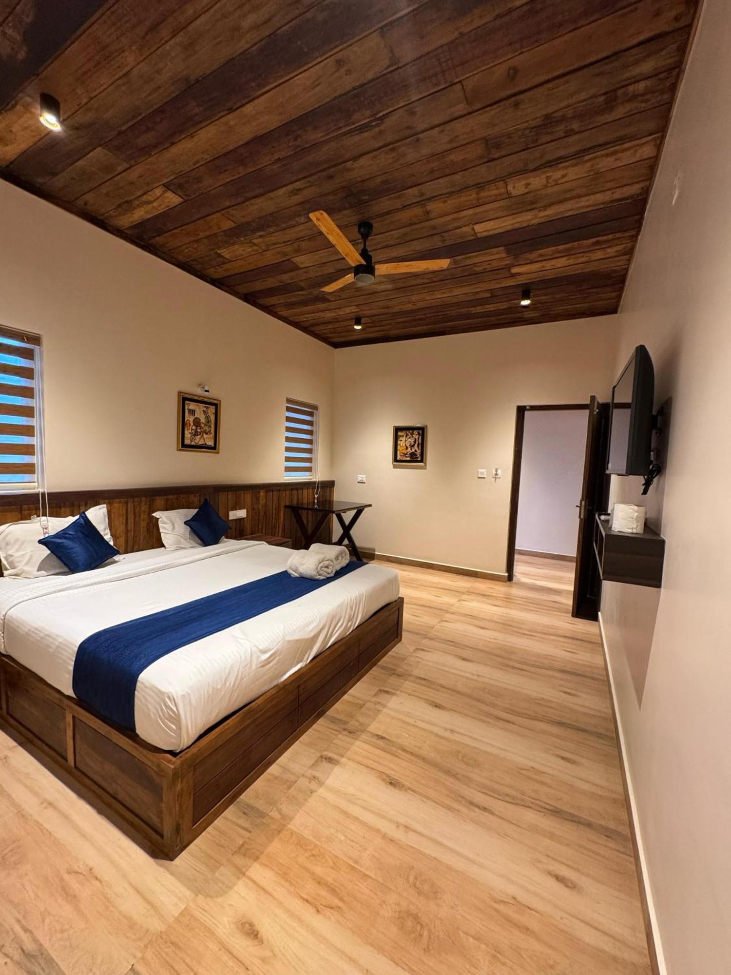 Munnar Blue Mist Bed & Breakfast Luaran gambar