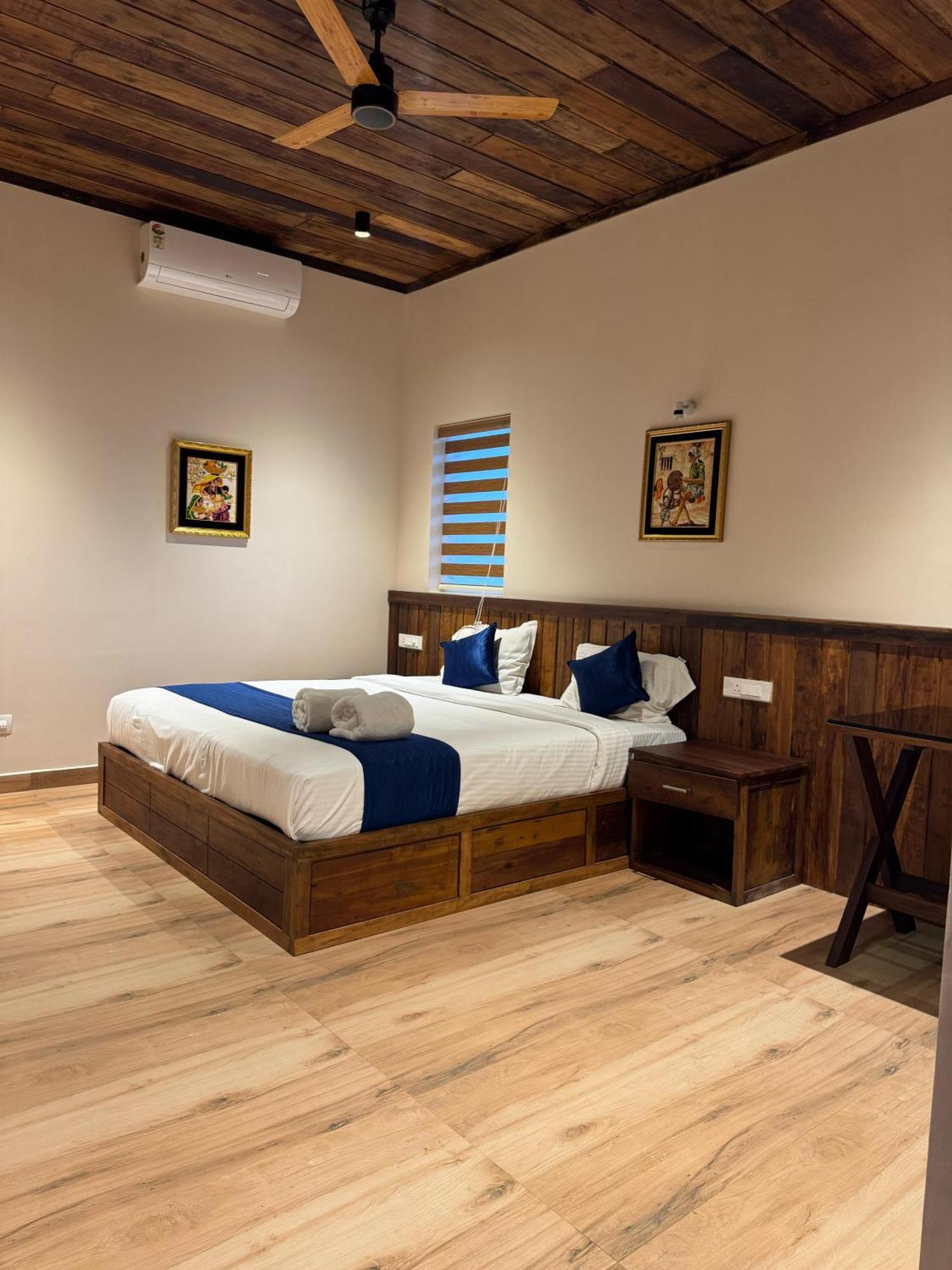 Munnar Blue Mist Bed & Breakfast Luaran gambar
