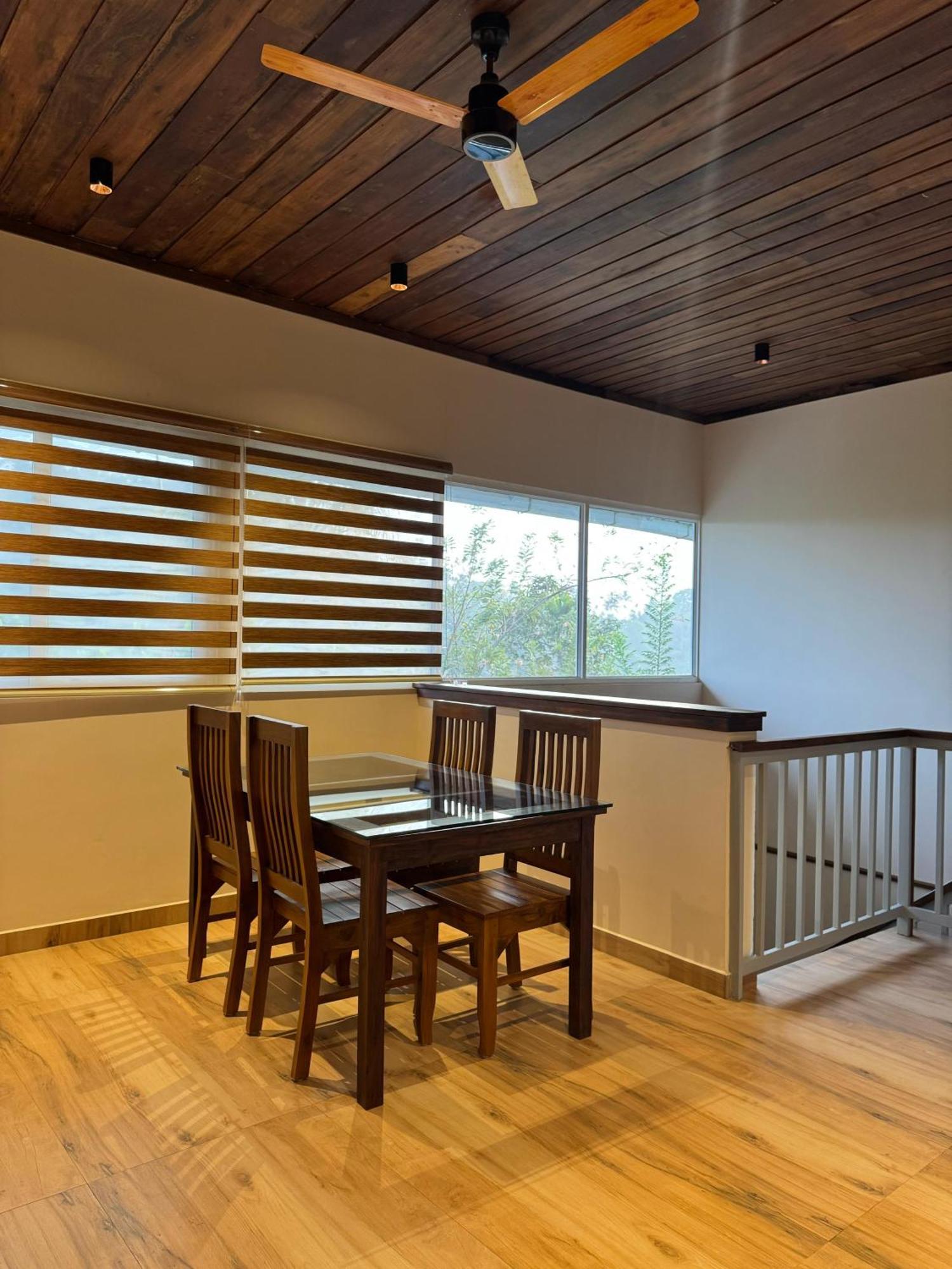 Munnar Blue Mist Bed & Breakfast Luaran gambar